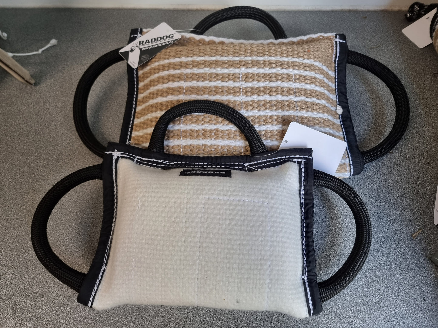 Raddog small pillow White